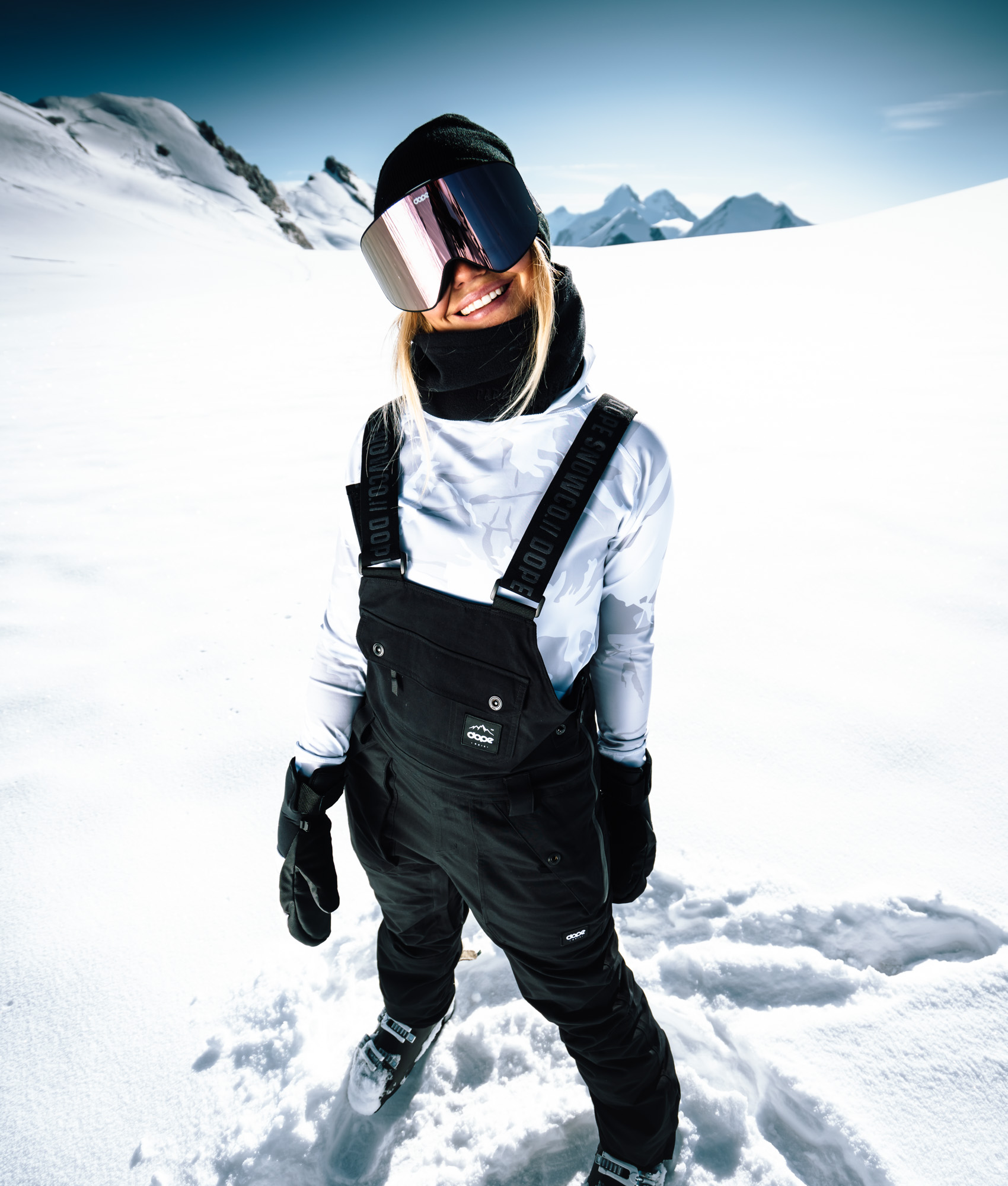 What To Wear Under Shell Snowboard Pants? - Kayaknv.com